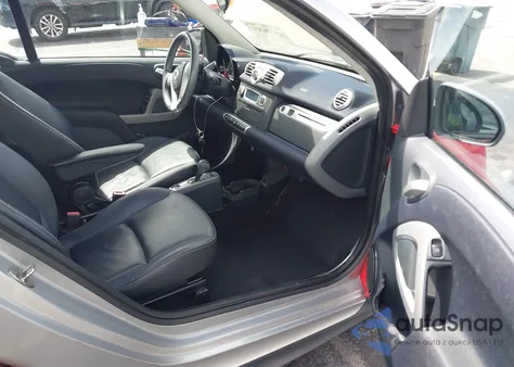 2013 Smart Fortwo Passion из США, поврежденный, VIN WMEEK3BA3DK584770